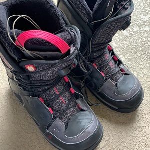 Salomon snowboard boots